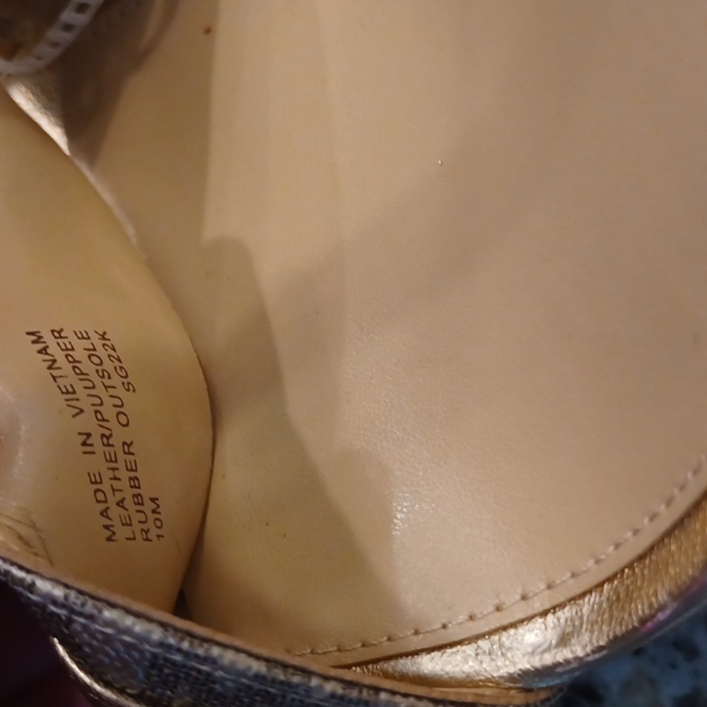 MICHAEL KORS RORY Gold Platform Dressy Open Toe Sandals SZ 10 - Picture 13 of 16